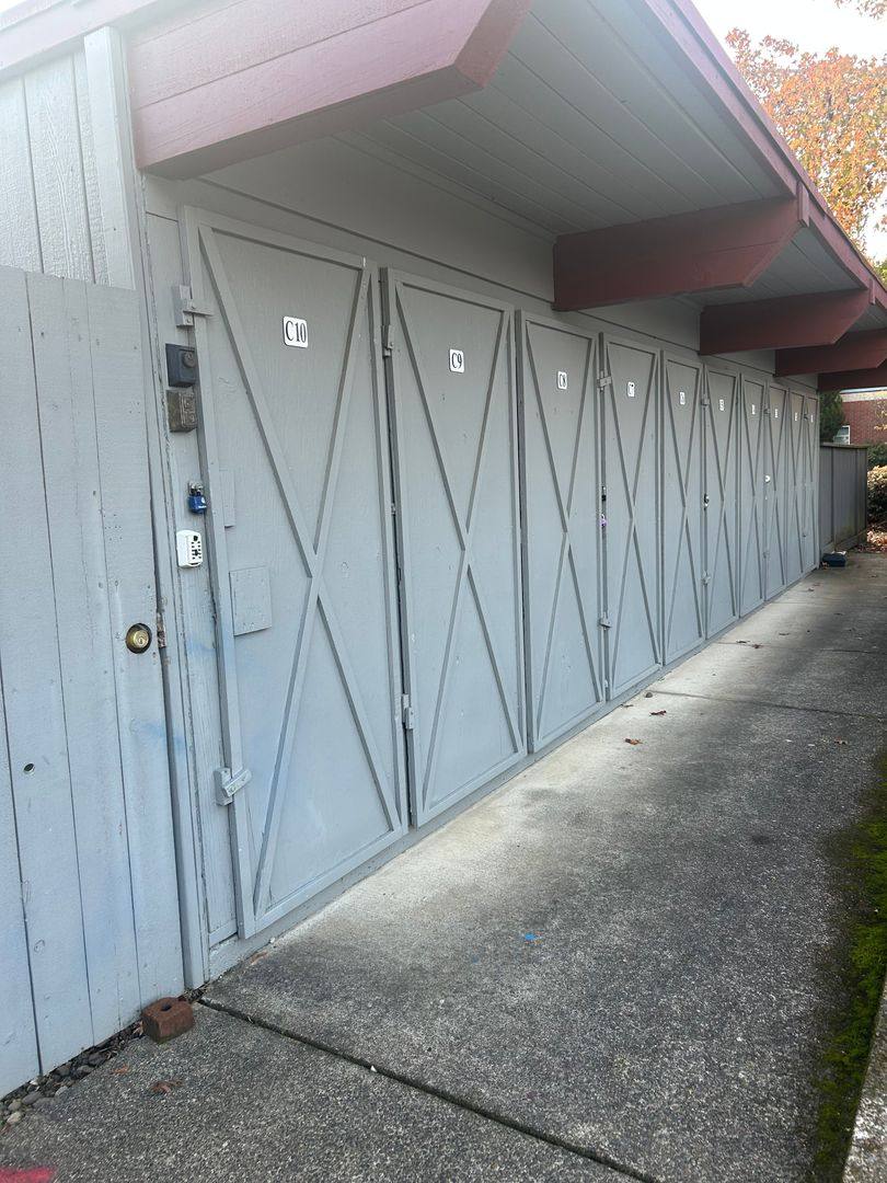 Apartment for rent at 2120 NW Janssen St, Corvallis, OR 97330