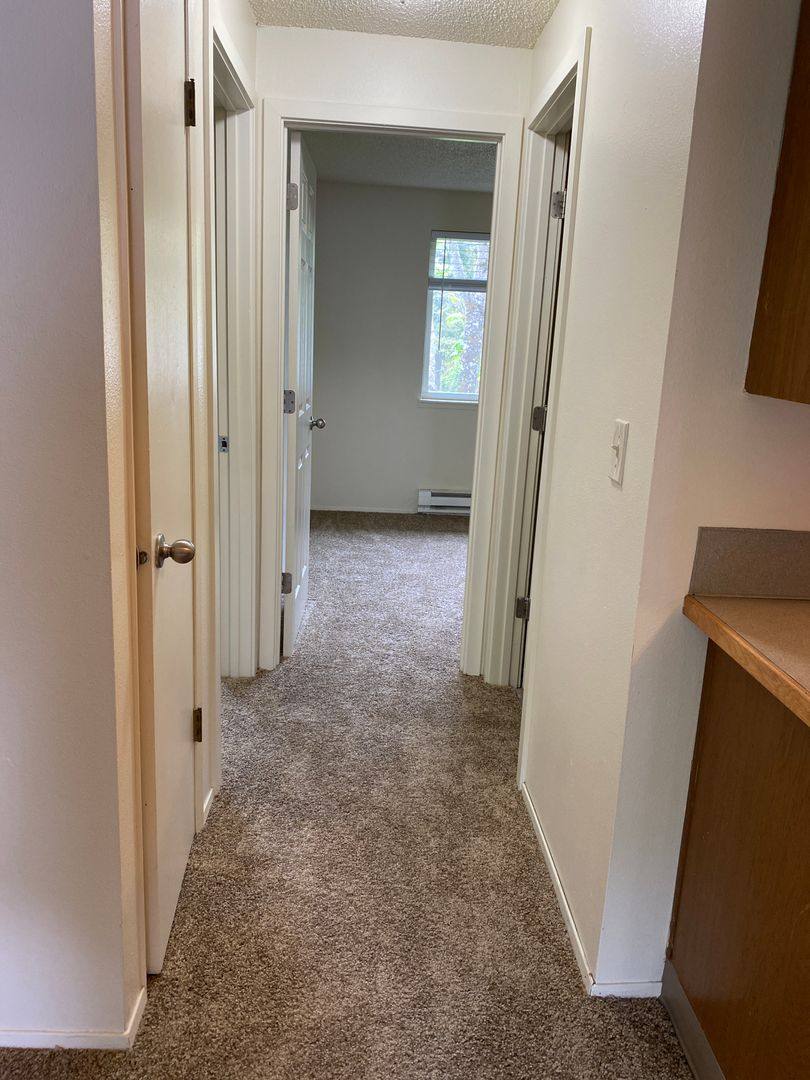 Apartment for rent at 455-C SE Lilly Ave, Corvallis, OR 97333