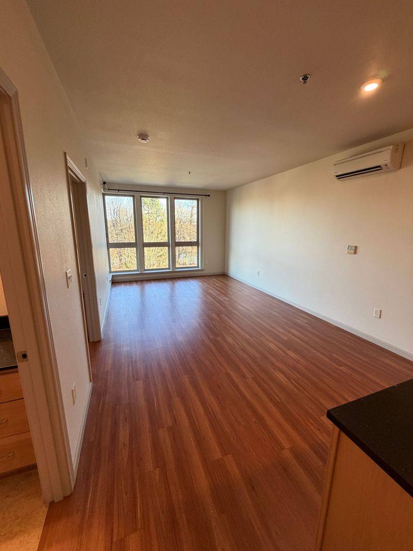 Apartment for rent at 118 NW Jackson Ave, Corvallis, OR 97330