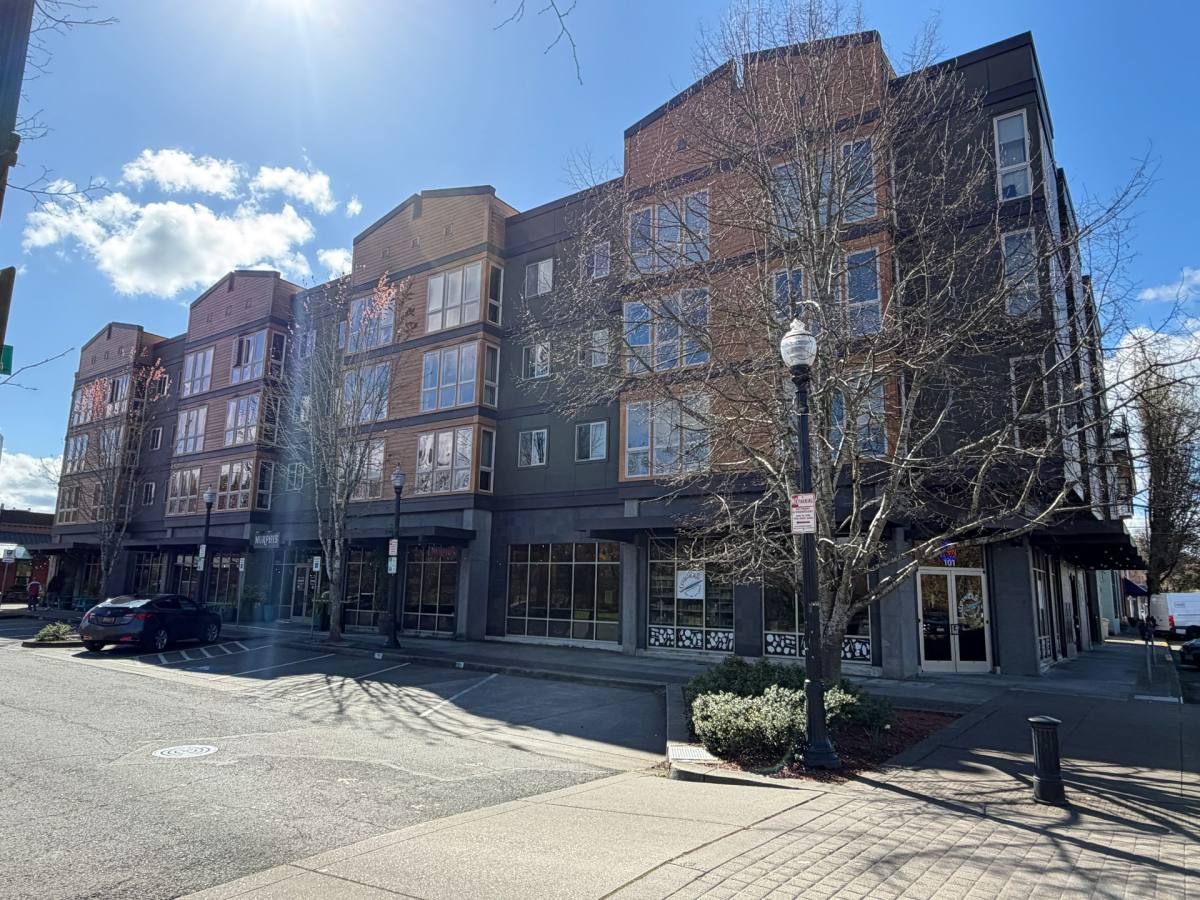 Apartment for rent at 118 NW Jackson Ave, Corvallis, OR 97330