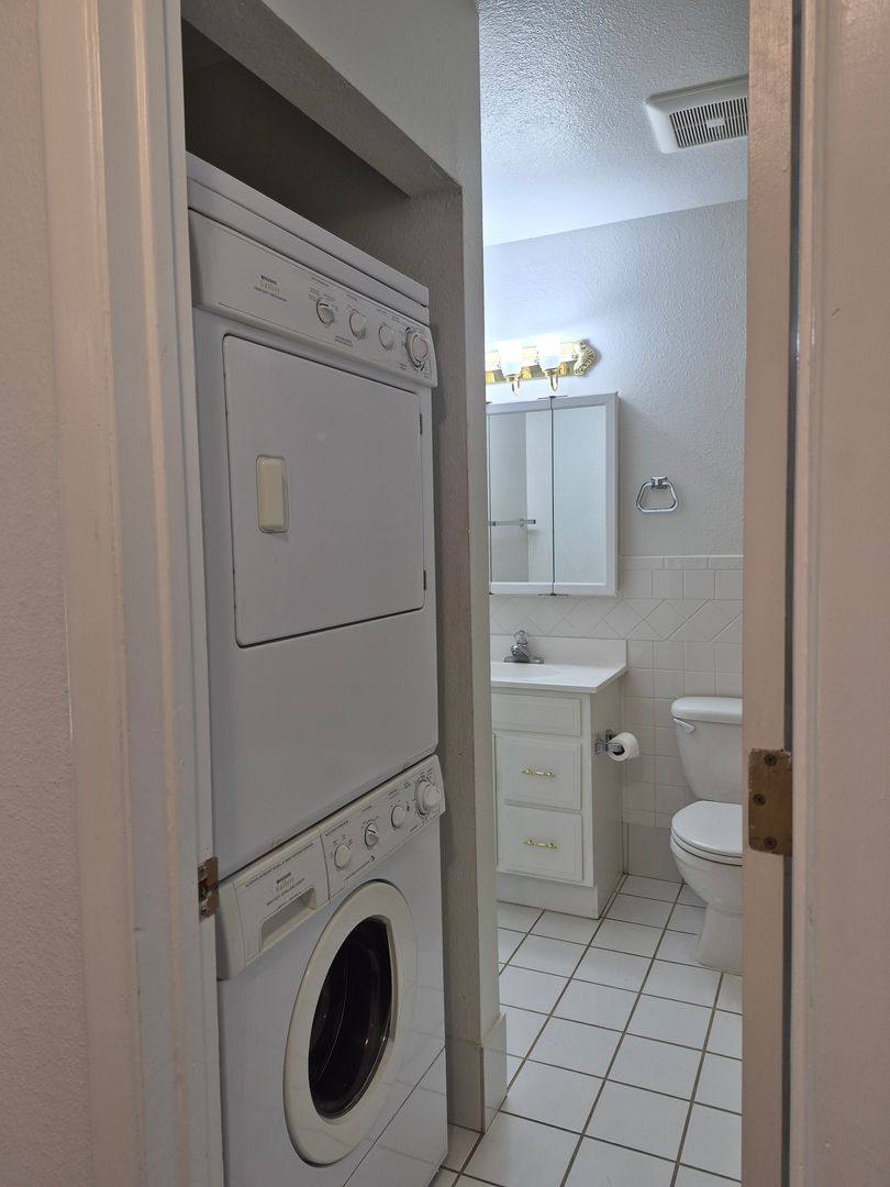 Apartment for rent at 925 Country Club Dr SE #C, Rio Rancho, NM 87124