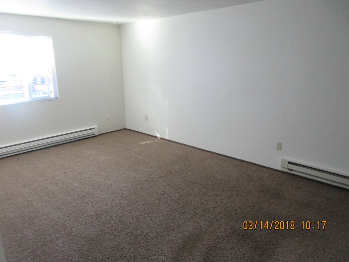 Apartment for rent at 950 NW Sycamore Ave, Corvallis, OR 97330