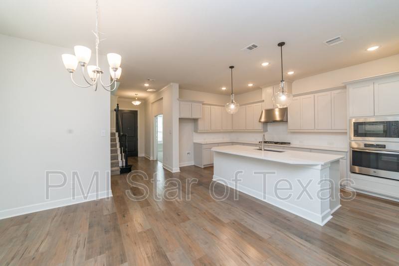 House for rent at 6836 Prompton Bend, Irving, TX 75063