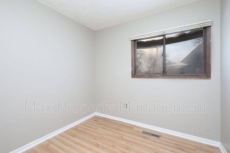 House for rent at 3919 SW 3rd St, Des Moines, IA 50315