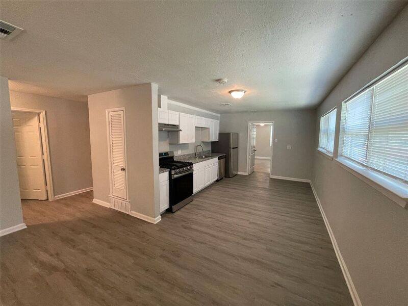 House for rent at 5748 Bowling Dr, Fort Worth, TX 76148