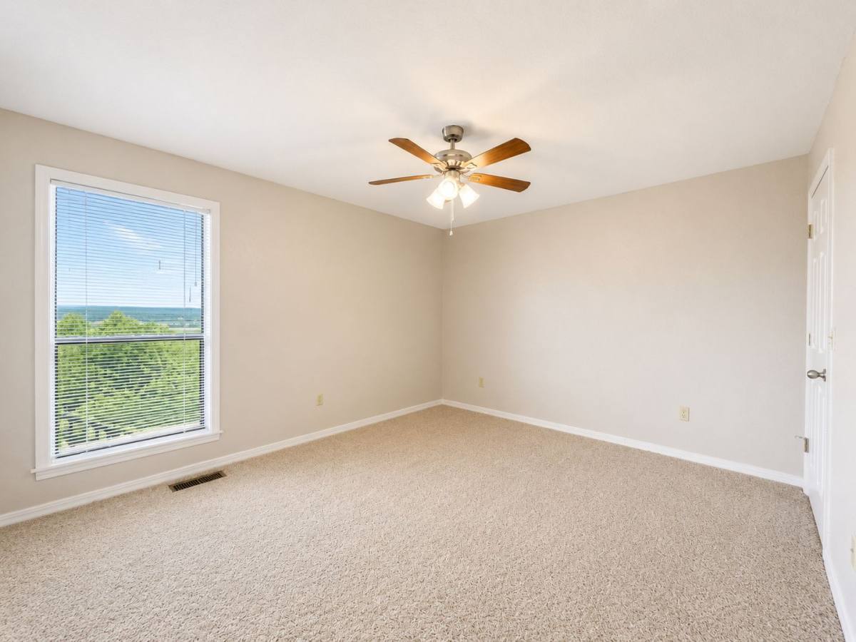 Apartment for rent at 11 Fox Run Lane, Batesville, AR 72501