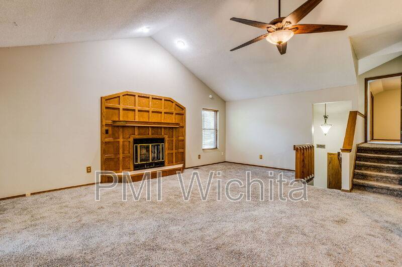 Apartment for rent at 1707 E Pinion Rd, Derby, KS 67037