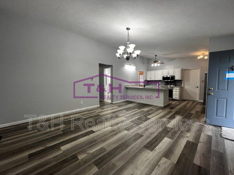 House for rent at 5945 Parterra Dr, Indianapolis, IN 46237