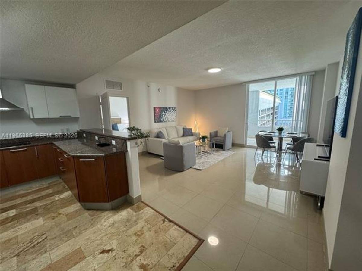 Apartment for rent at 170 SE 14th St, Miami, FL 33131
