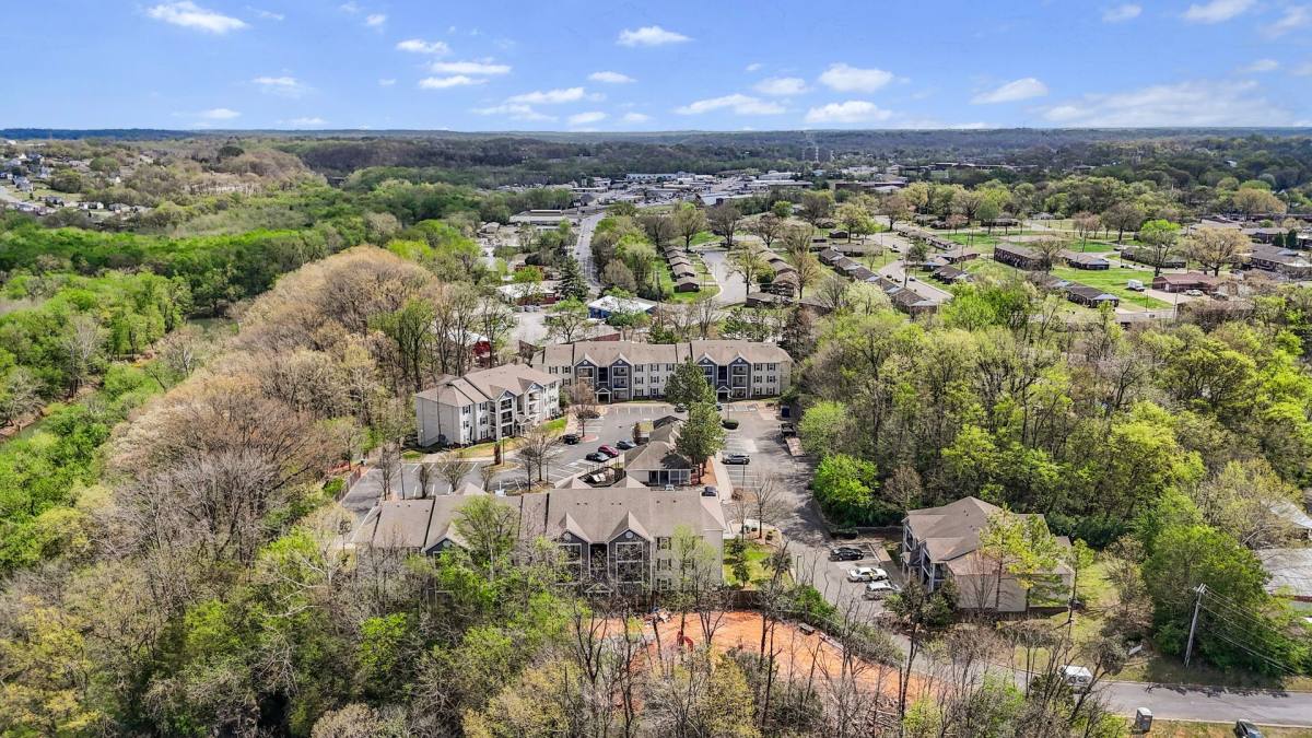 Apartment for rent at 500 Kraft St, Clarksville, TN 37040