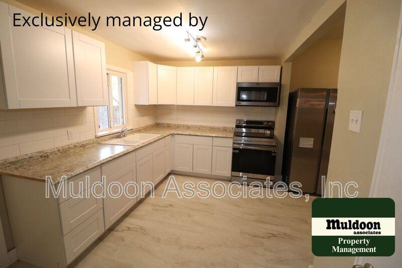 House for rent at 806 E Abriendo Ave, Pueblo, CO 81004