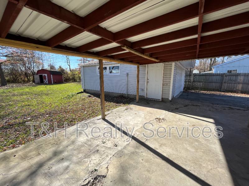 House for rent at 3611 Chateau Lane, Indianapolis, IN 46226