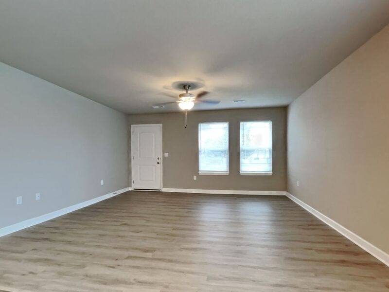 Townhouse for rent at 203 SW Lily St, Blue Springs, MO 64014