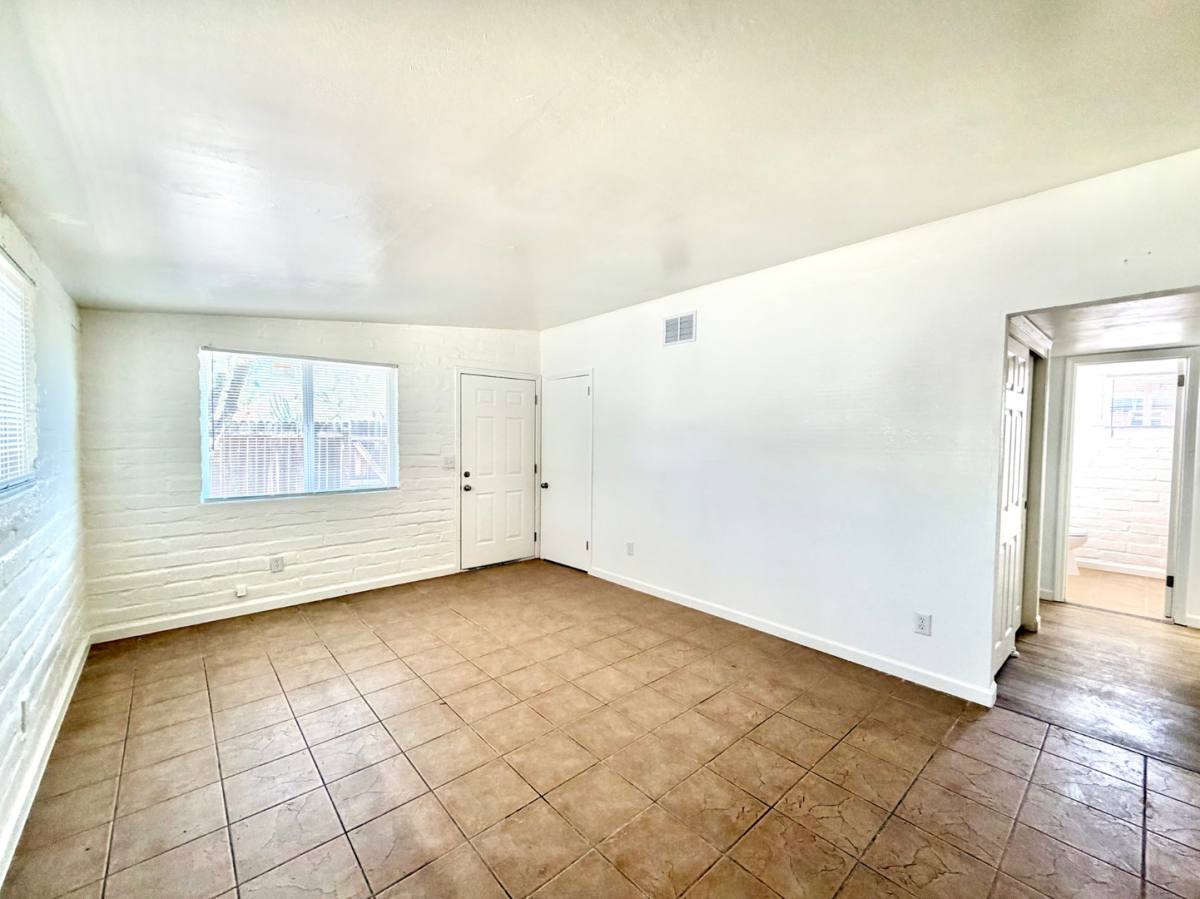 Apartment for rent at 1620 E Adelaide Dr, Tucson, AZ 85719