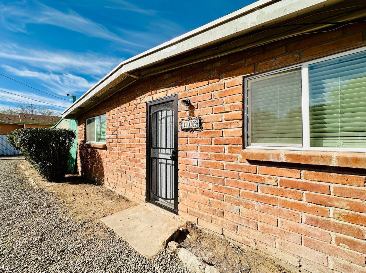 Apartment for rent at 1620 E Adelaide Dr, Tucson, AZ 85719