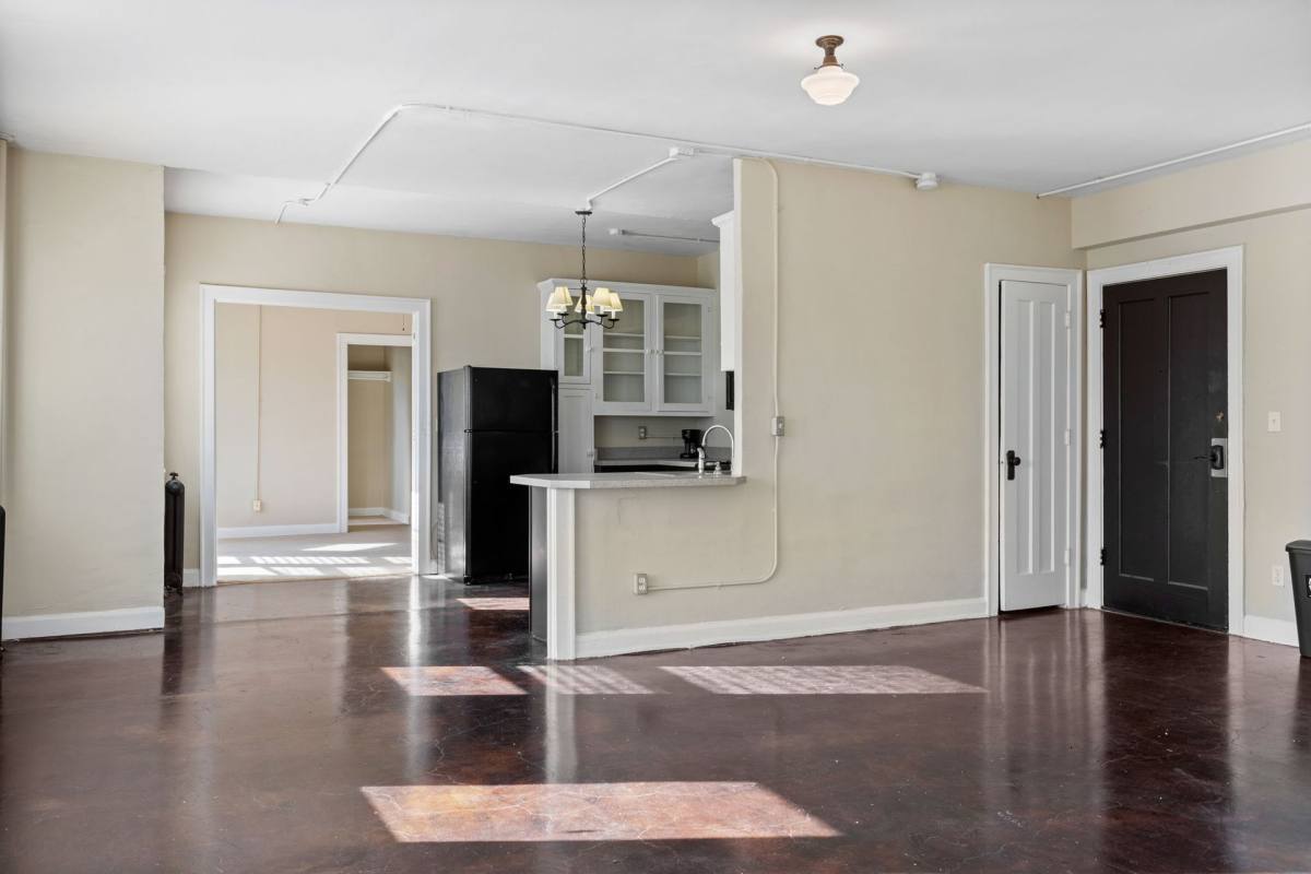 Apartment for rent at 111 E 16th St, Indianapolis, IN 46202