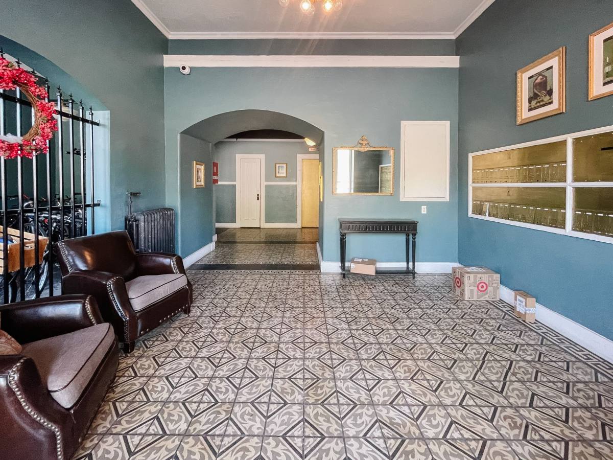 Apartment for rent at 111 E 16th St, Indianapolis, IN 46202
