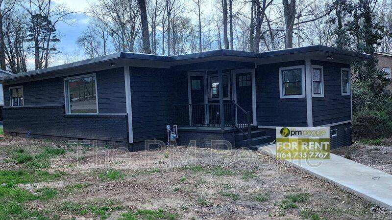 House for rent at 108 Saint Lo Cr, Easley, SC 29640