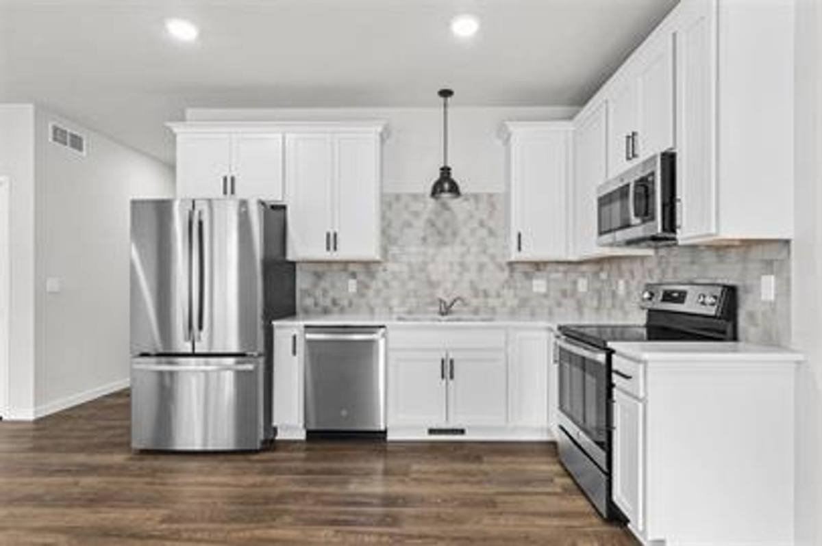 Townhouse for rent at 1459 Harrison St, Neenah, WI 54956