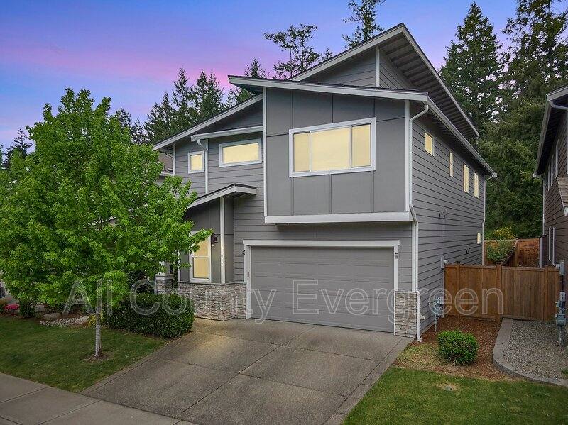 House for rent at 11913 173rd St E, Puyallup, WA 98374