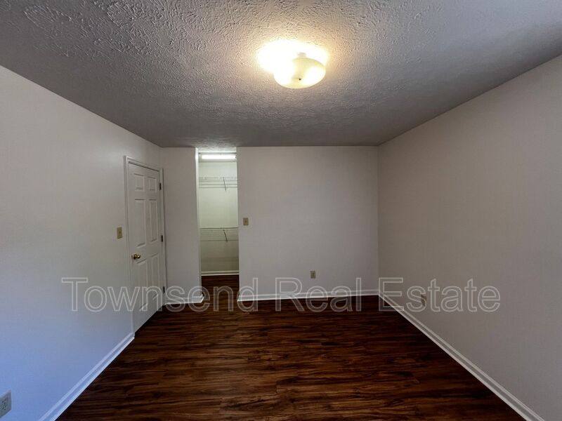 Condo for rent at 1005-2 Ancestry Dr, Fayetteville, NC 28304