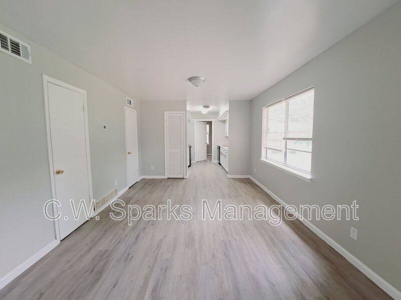 House for rent at 633 Rutgers Dr, Lancaster, TX 75134