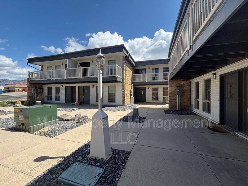Apartment for rent at 1165 Edgewood Dr #4, Ogden, UT 84403