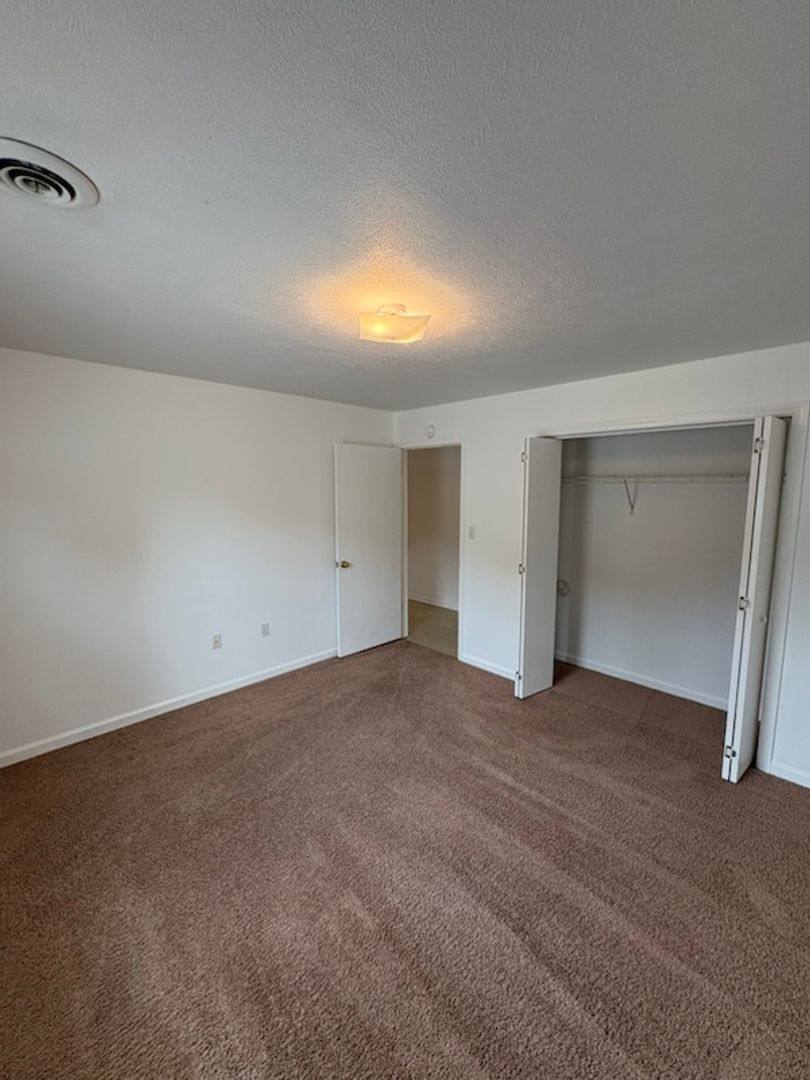 Apartment for rent at 181-187 Anglea Circle, Jefferson City, TN 37760