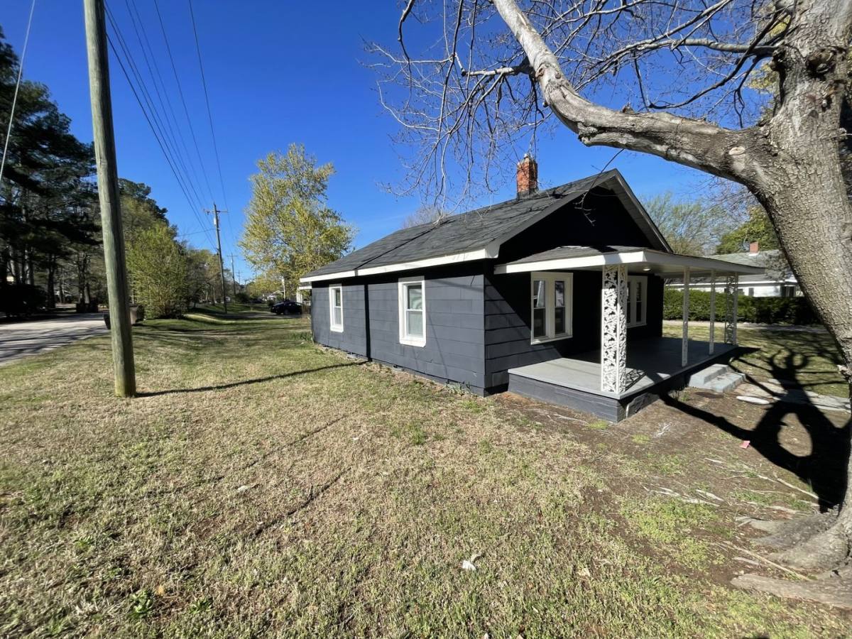 House for rent at 322 E Perry Ave, Wake Forest, NC 27587