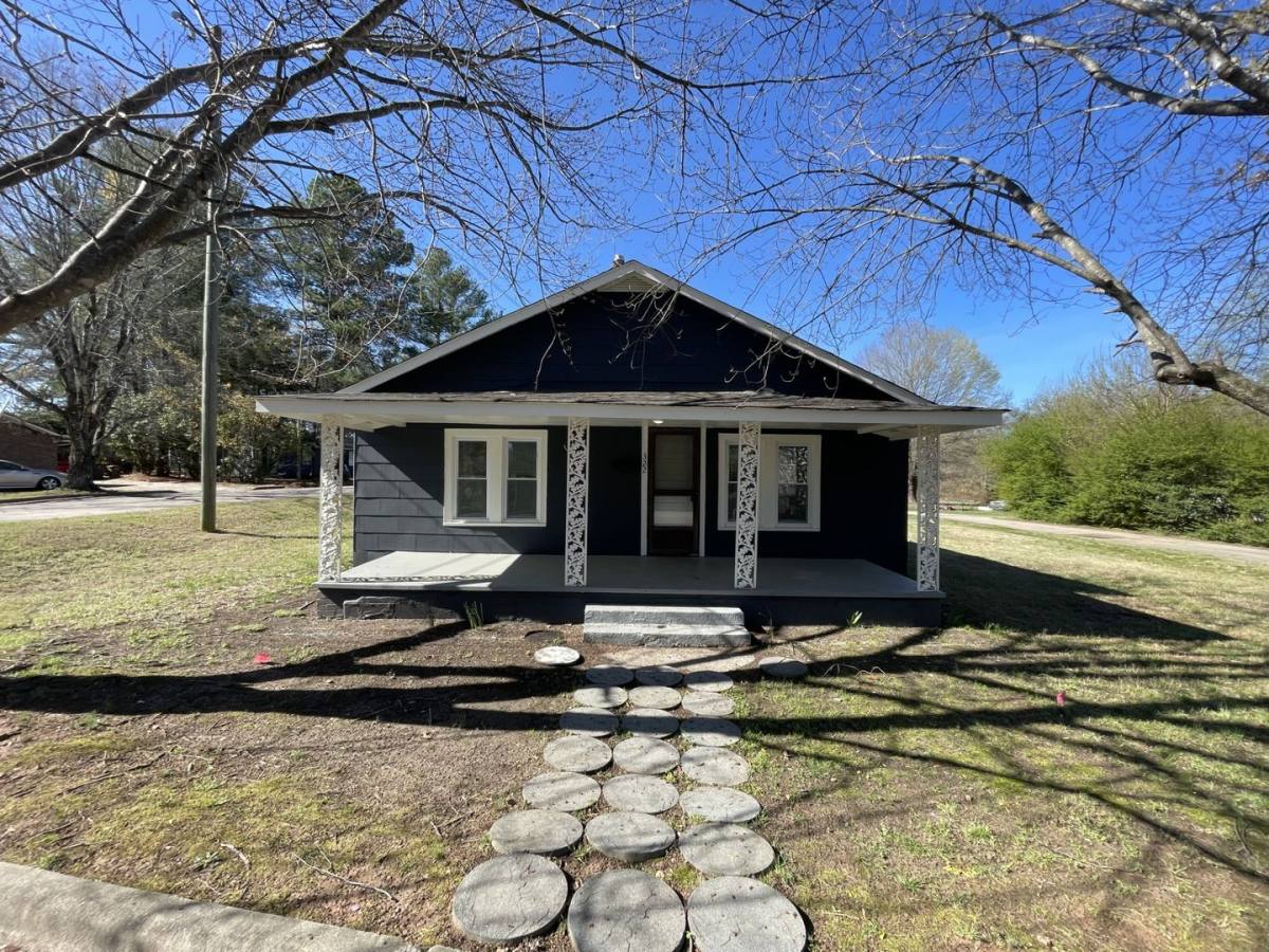 House for rent at 322 E Perry Ave, Wake Forest, NC 27587