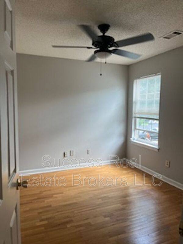 House for rent at 5335 Willow Park Blvd, Atlanta, GA 30349