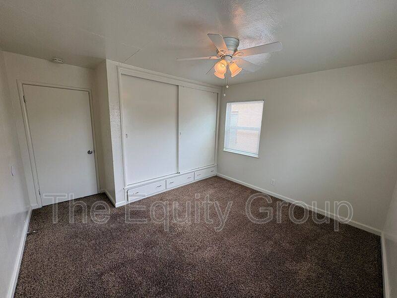 House for rent at 315 W Kaweah Ave, Visalia, CA 93277