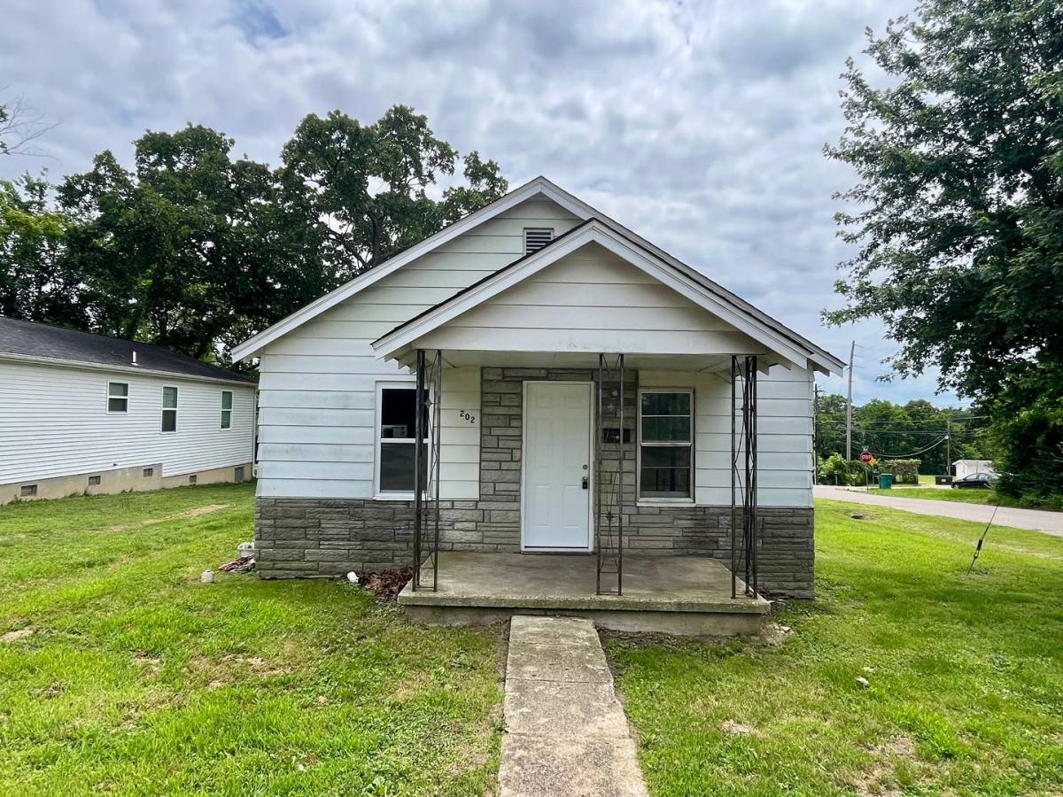 House for rent at 202 Bland St, Sullivan, MO 63080