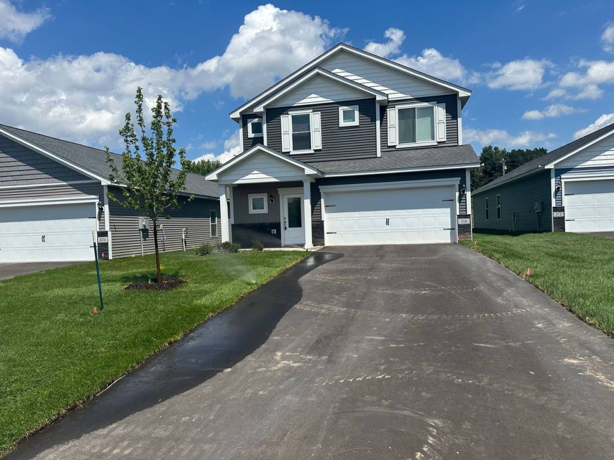 House for rent at 307 Redwood St N, Cambridge, MN 55008