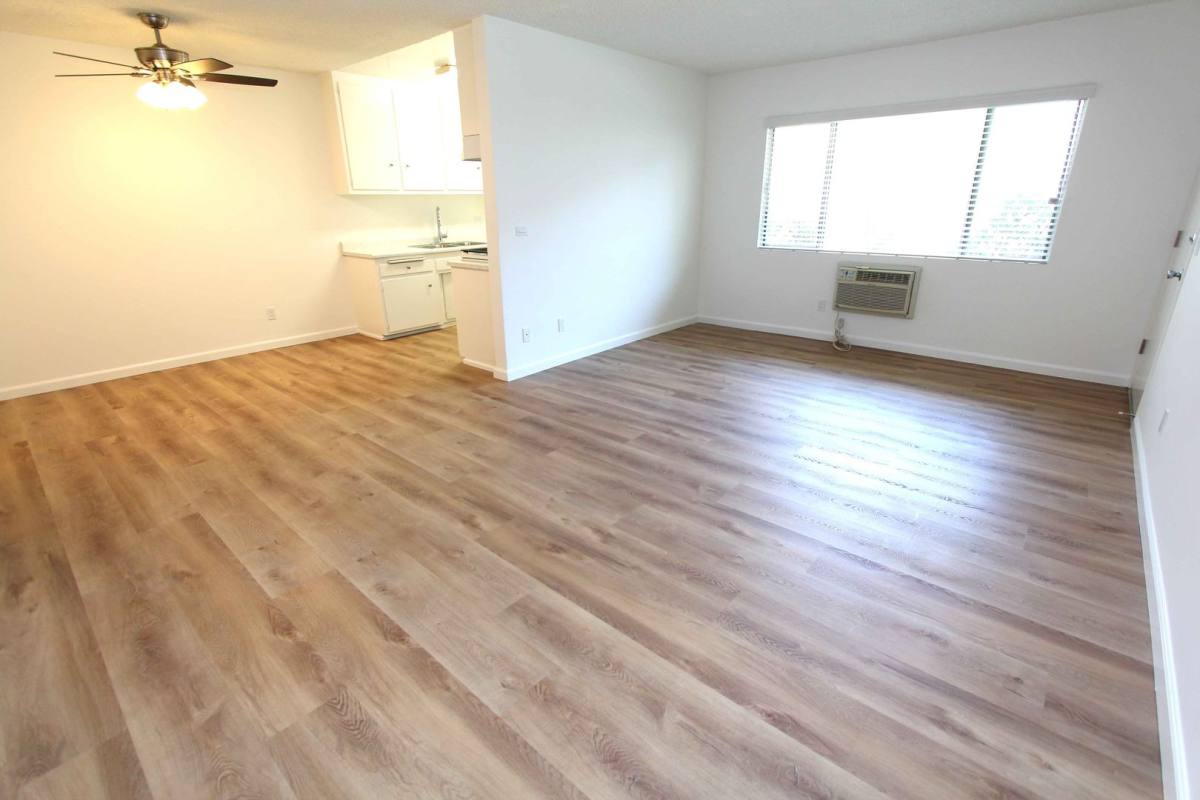 Apartment for rent at 7435 Canby Ave, Reseda, CA 91335