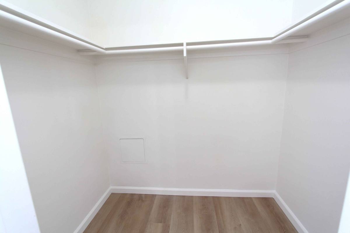 Apartment for rent at 7435 Canby Ave, Reseda, CA 91335