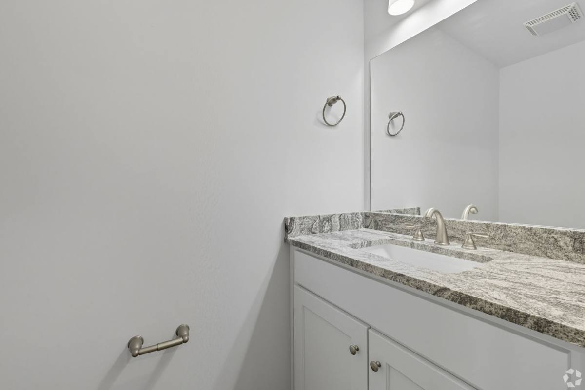 Townhouse for rent at 5080 Hamilton Green Dr, Valdosta, GA 31605