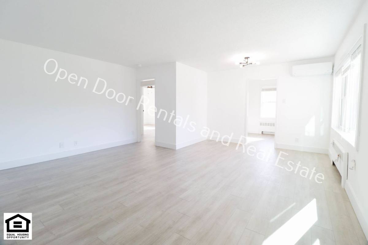 Apartment for rent at 1823 Griswold Dr, Fort Wayne, IN 46805