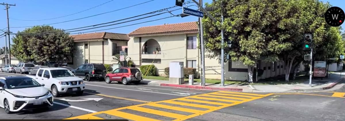 Apartment for rent at 111 S Acacia Ave, Fullerton, CA 92831