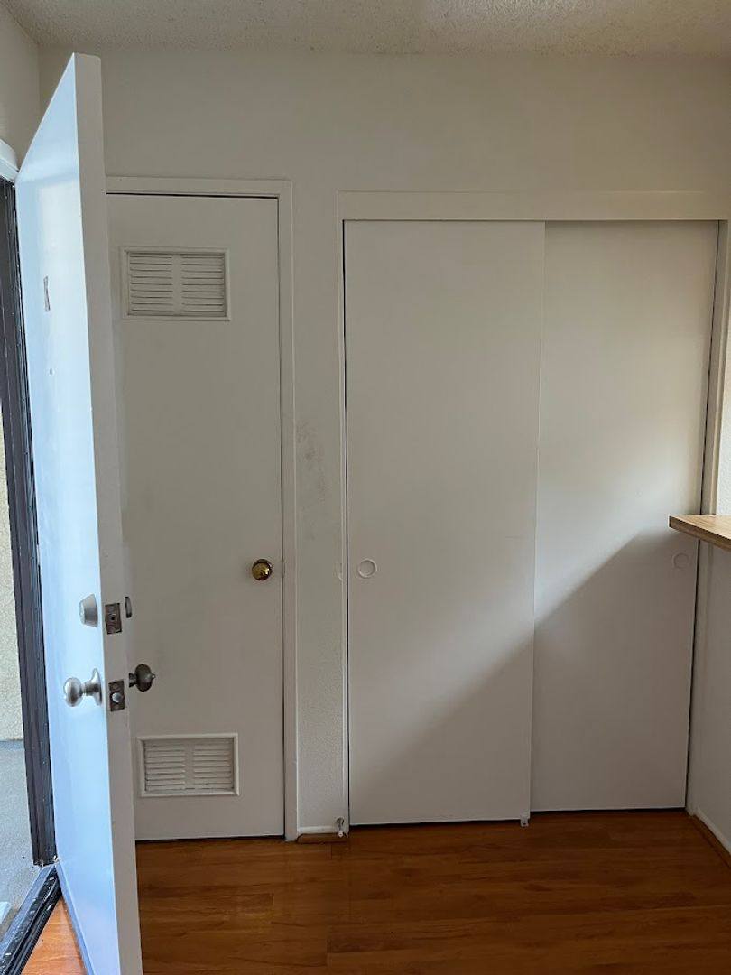 Apartment for rent at 111 S Acacia Ave, Fullerton, CA 92831