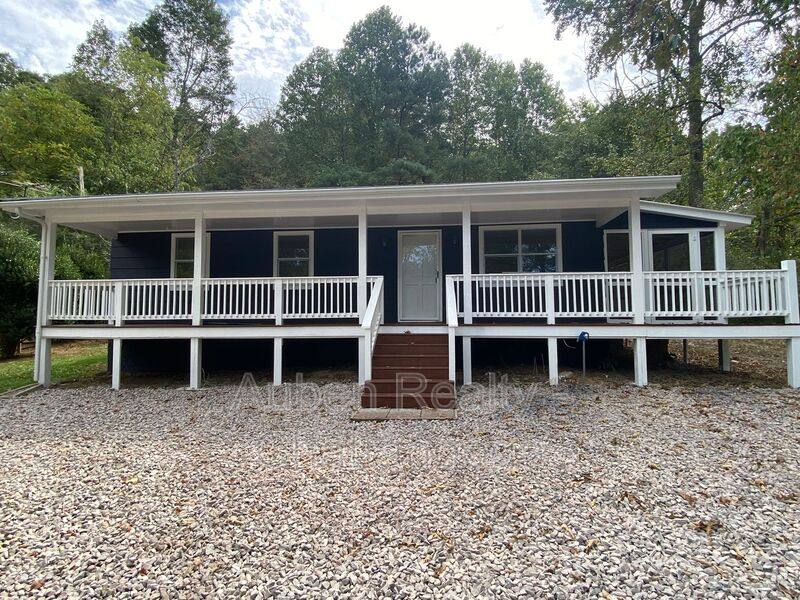 House for rent at 30 Vanderbilt Lane, Ringgold, GA 30736