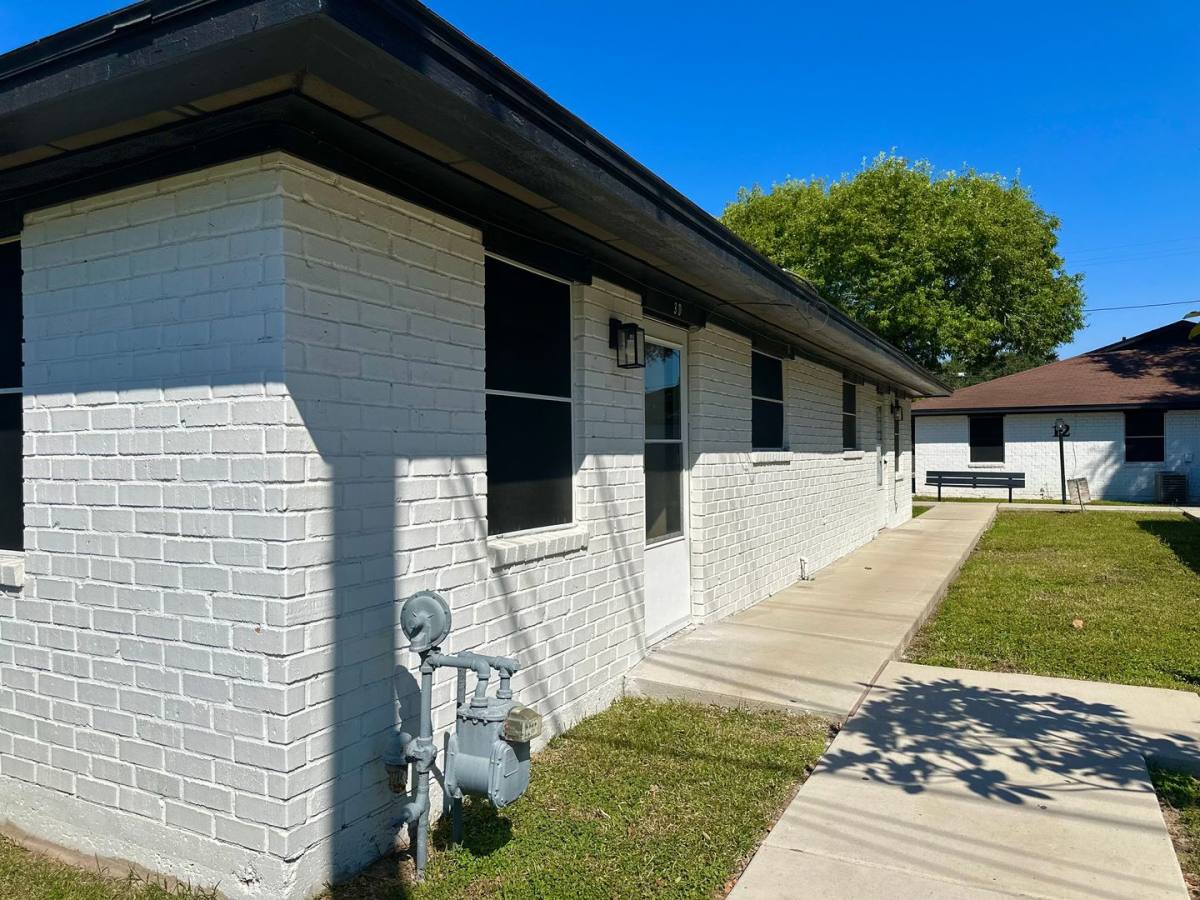 Apartment for rent at 2500 W Maple Ave, McAllen, TX 78501