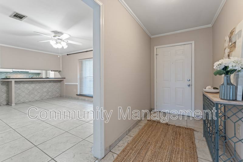 House for rent at 6225 Chattanooga Dr, Baton Rouge, LA 70817