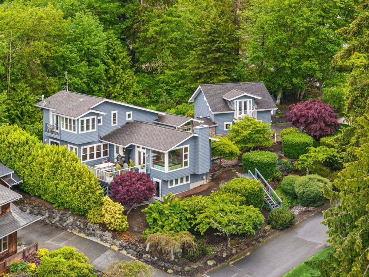House for rent at 10555 NE Morning Lane, Bainbridge Island, WA 98110
