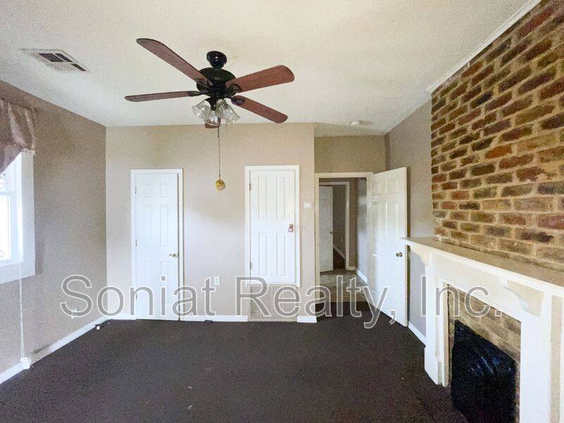 Apartment for rent at 1941 Independence St, New Orleans, LA 70117
