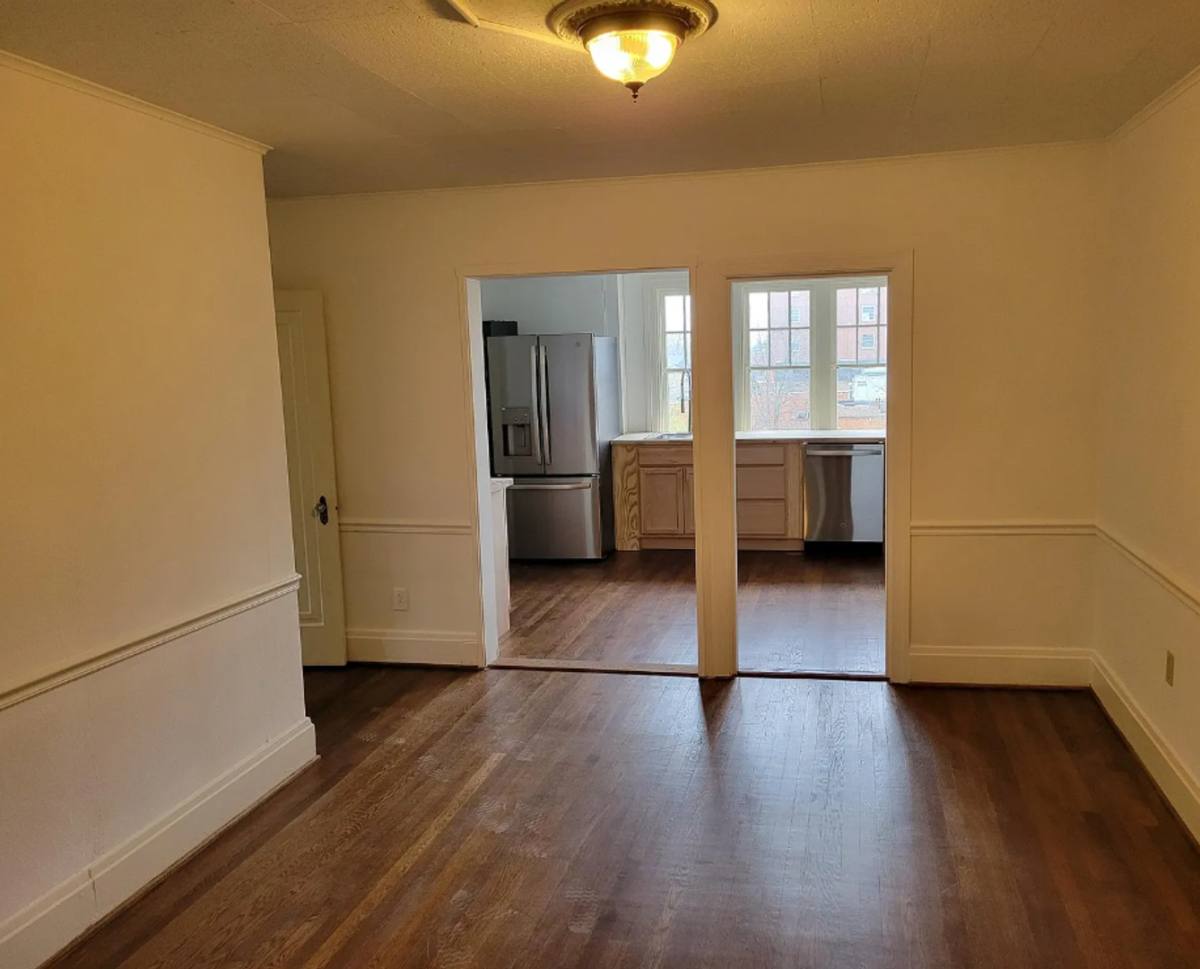 Apartment for rent at 423 W Cork St, Winchester, VA 22601