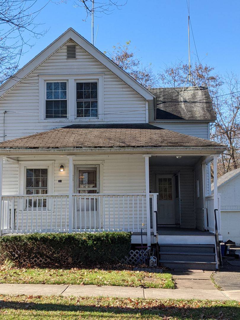 House for rent at 23 Mechanic St, Baldwinsville, NY 13027