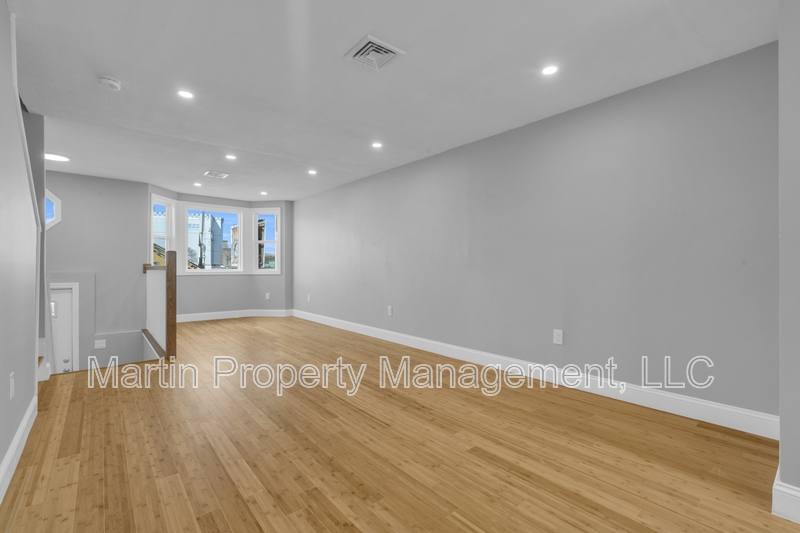 Townhouse for rent at 690 Dorchester Ave, South Boston, MA 02127