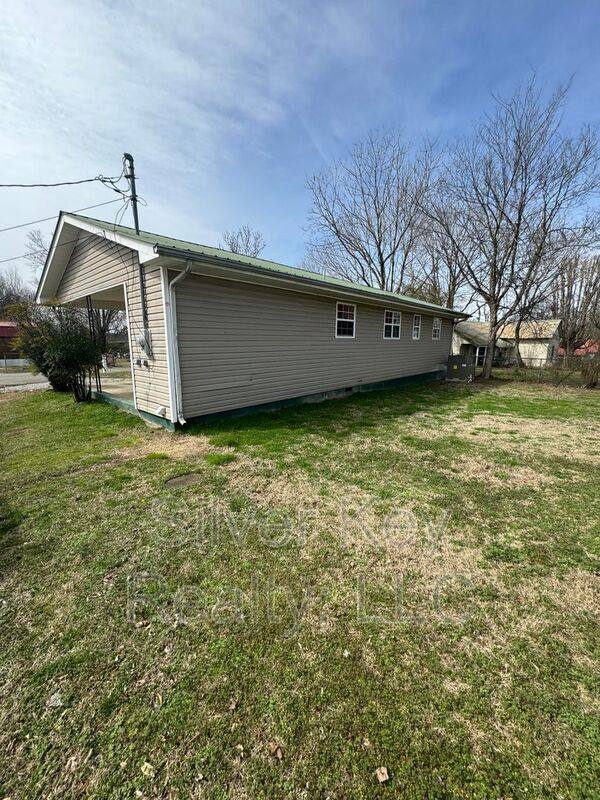 House for rent at 406 Dodson Ave, Englewood, TN 37329