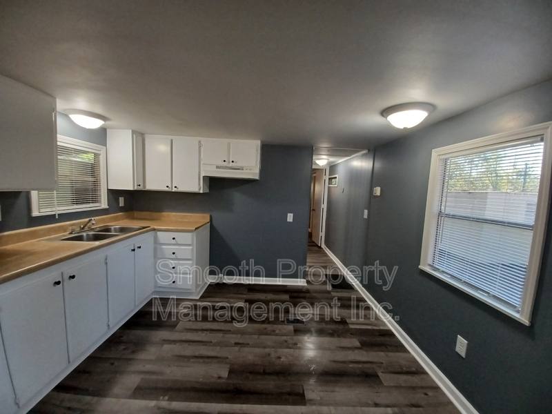 House for rent at 191 E Oakfield Rd #8, Pensacola, FL 32503